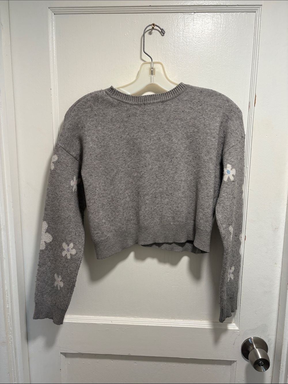 Design History Cropped Sweater - Picture 4 of 11